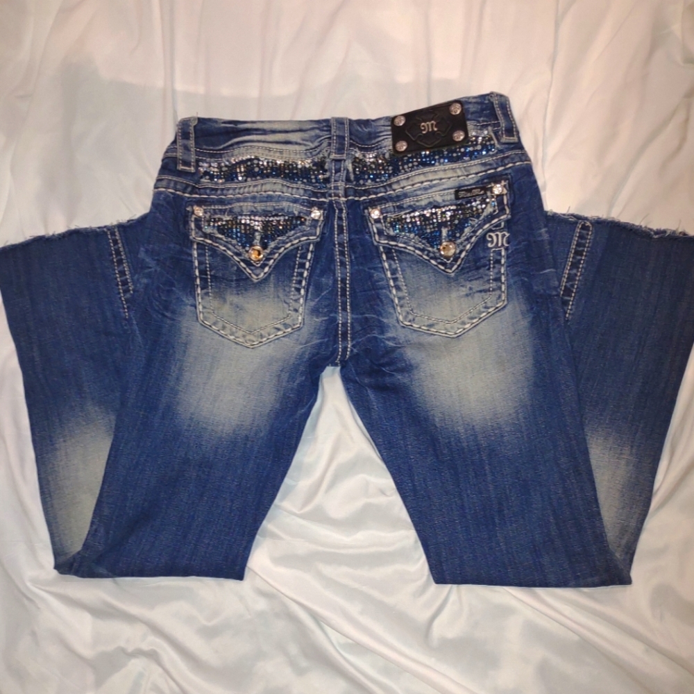 Miss Me Embellished Jeans.Size 29